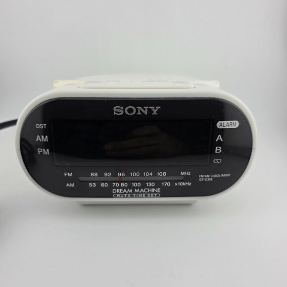 Sony Dream Machine ICF-C318 White Plastic Digital AM/FM Dual Alarm Clock Radio - Picture 1 of 10